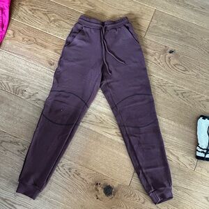 ALO Yoga Maroon Waffle Knit Joggers